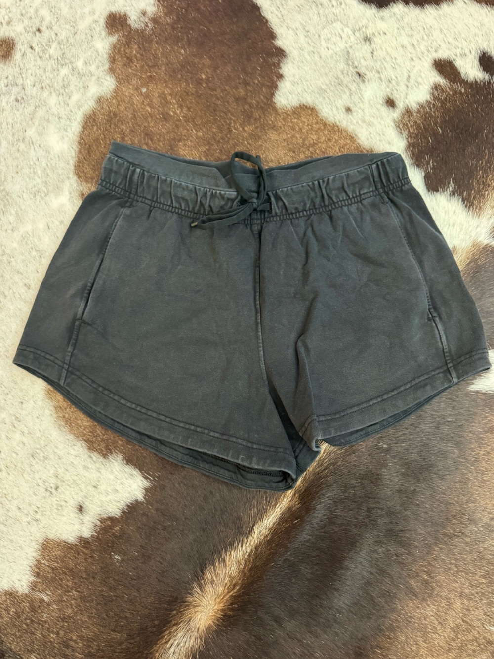Women’s Lululemon black Lounge Shorts